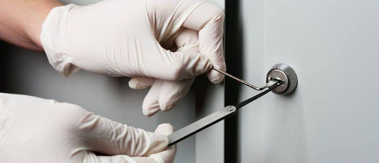 Commercial Emergency Locksmith West Carson